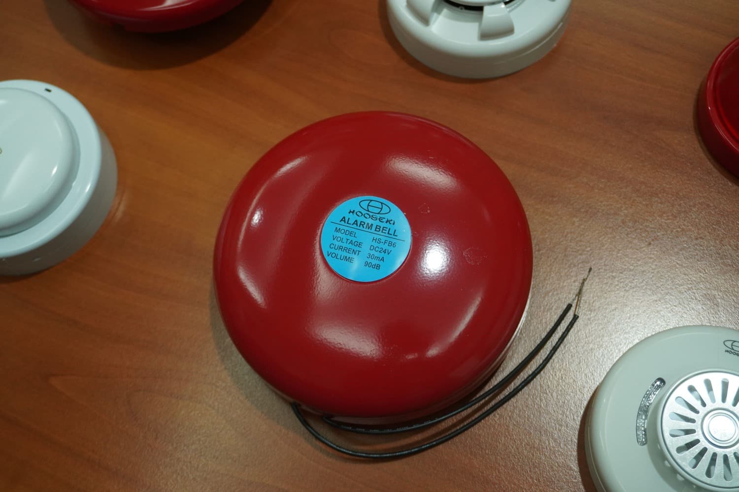 Sistem fire alarm dan detektor asap Hooseki untuk peringatan dini kebakaran